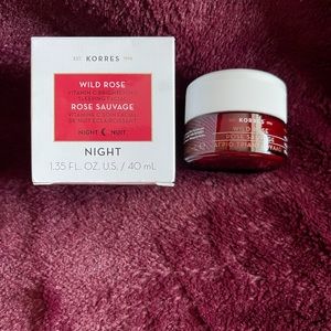 Korres wild rose brightning facial mask
